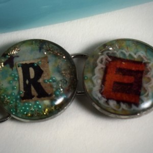 Resin and paper jewelry