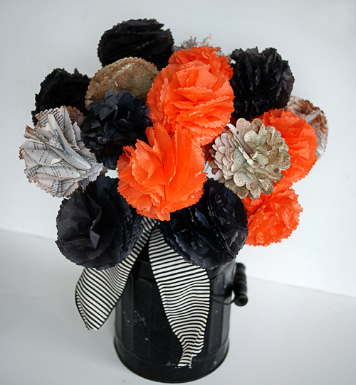 How to Make a Halloween Bouquet Tissue Paper Flowers Tutorial @savedbyloves #Sizzix