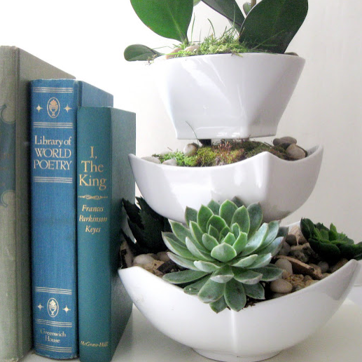 uMake a tiered planter from Dollar Store Bowls with Craftberry Bush, featured @savedbyloves
