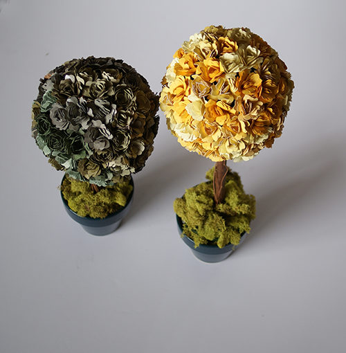 Make #Sizzix paper flower topiaries for #Spring @savedbyloves