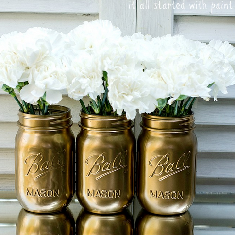 Spray Paint mason jars for a great vase!  