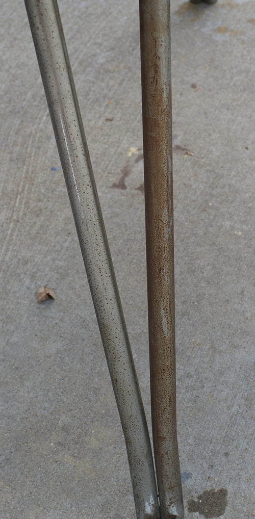 Removing rust from metal table legs