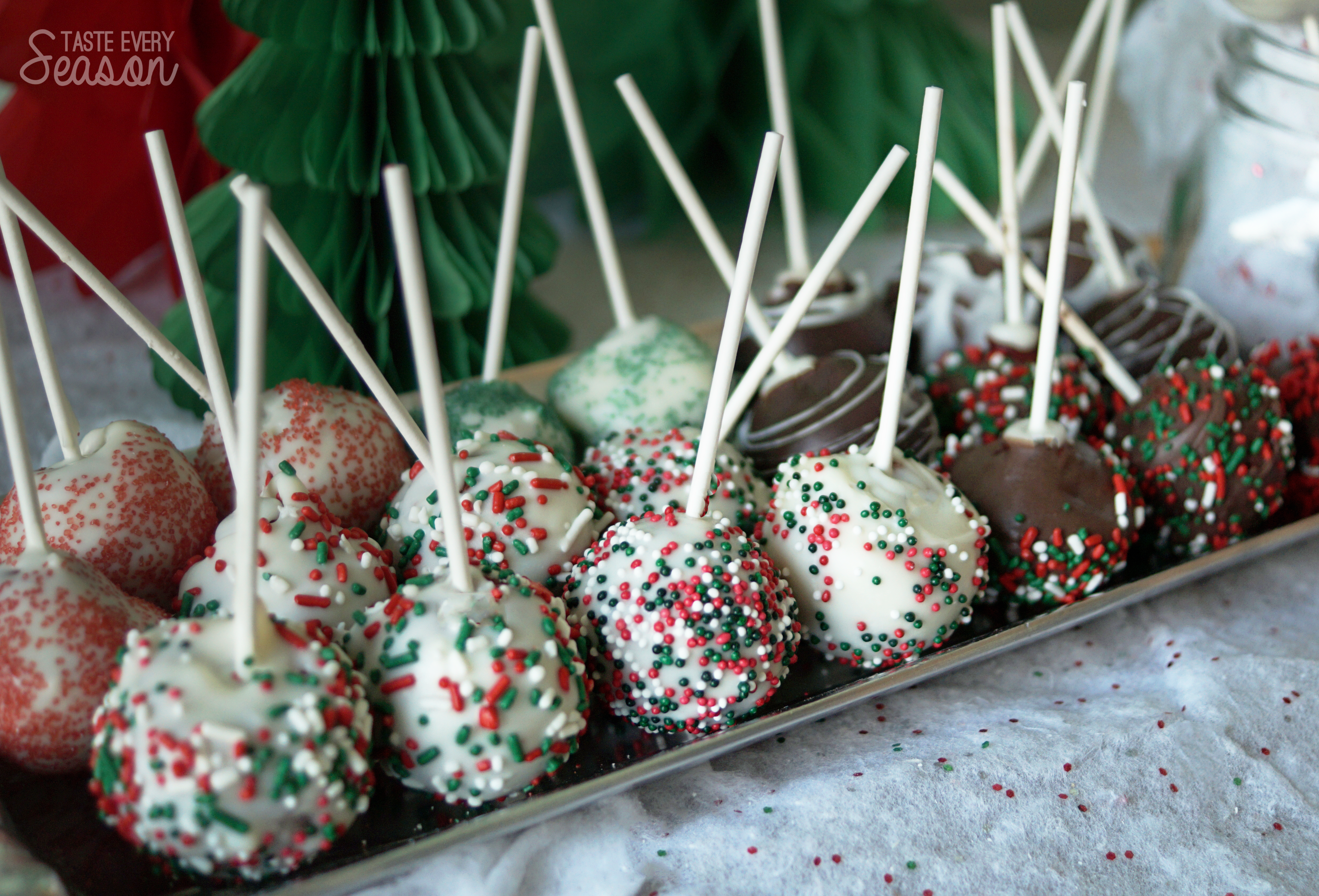 Christmas cakepops #christmasdesserts