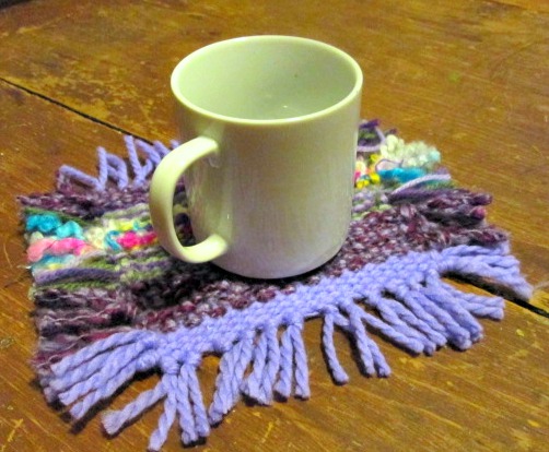 how to loom weave a coaster