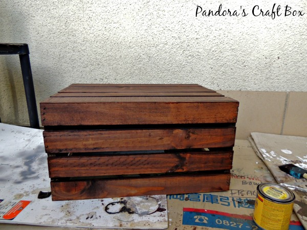 Repurpose a crate into rolling end table and storage with this easy DIY @savedbyloves