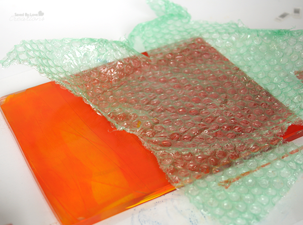 Use Bubble Wrap to Create Texture